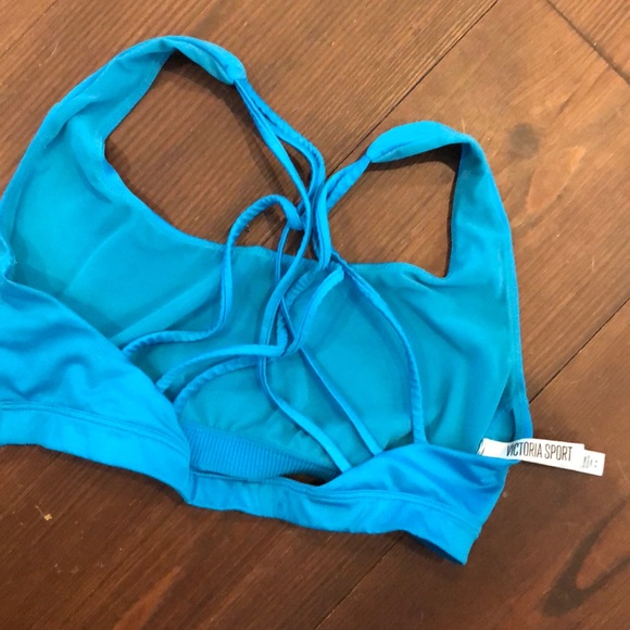 2 VS bras preowned fair condition priced LOW - Picture 8 of 9